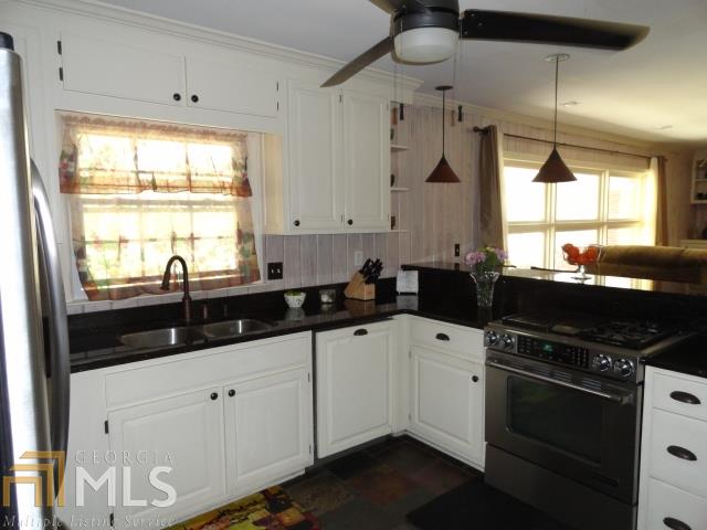1809 Pine Forest Cir, Dublin, GA 31021 photo 5