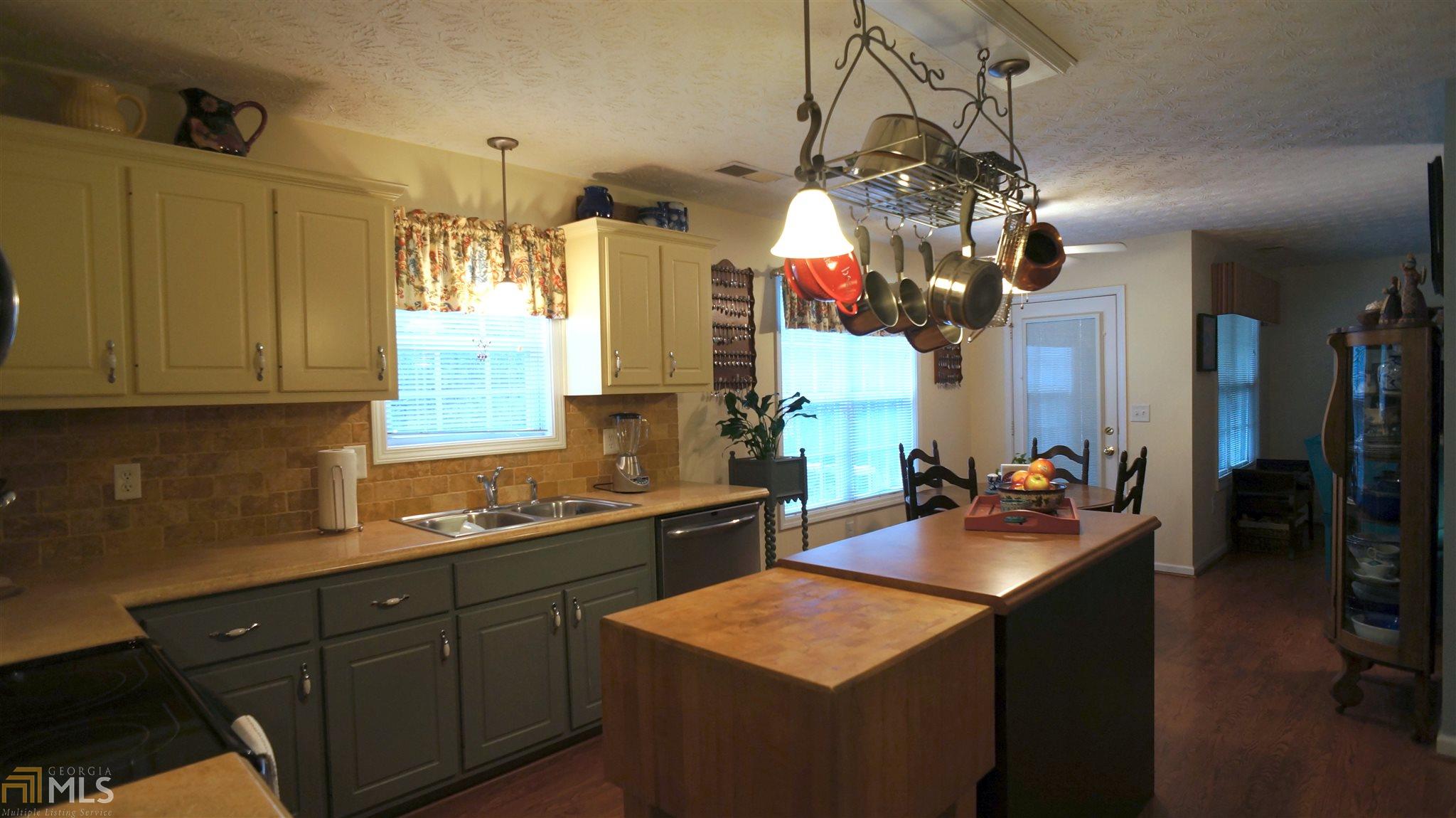 35 Blue Jay Dr, Covington, GA 30016 photo 3