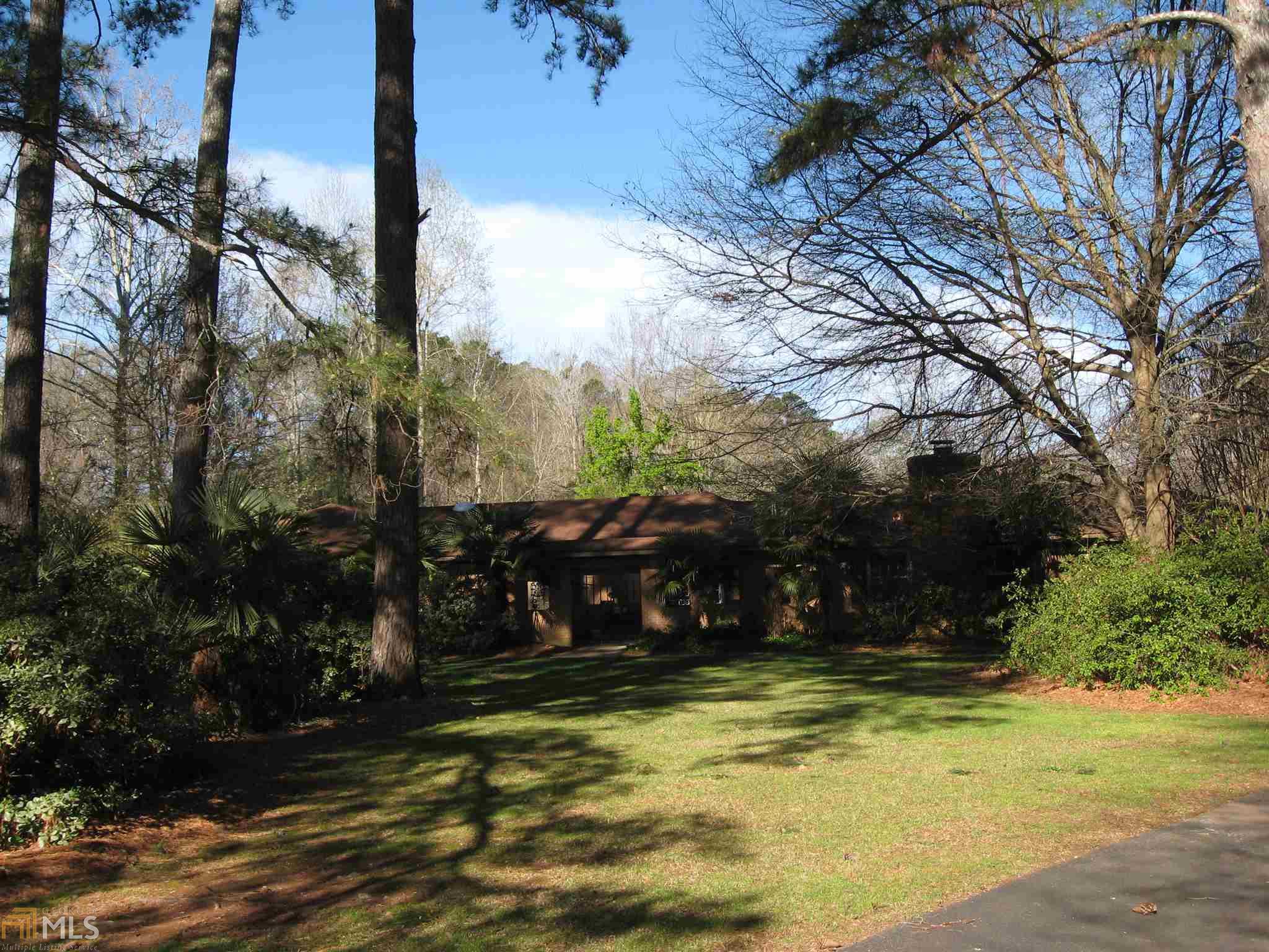154 Cascade Cir, Lagrange, GA 30241 photo 1