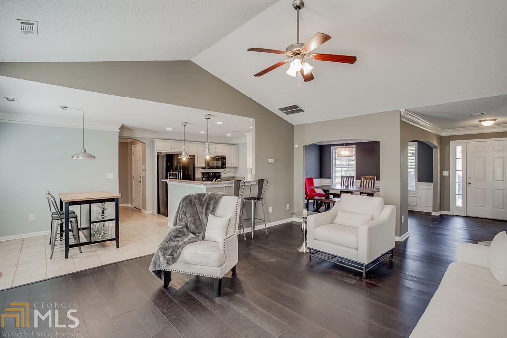 700 Moonlite Trce, Winder, GA 30680 photo 4