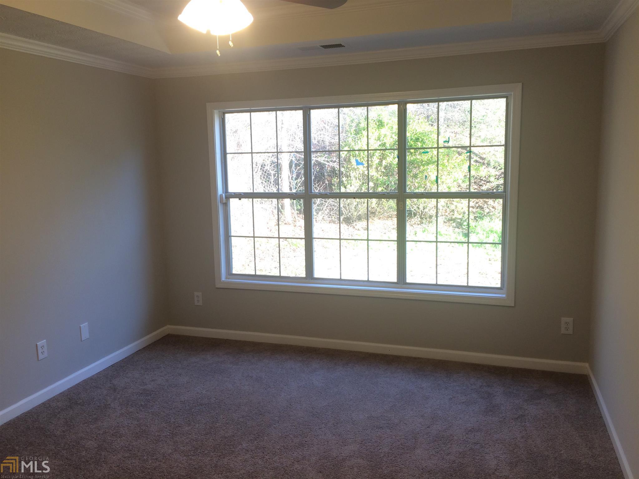 590 Pebble Blvd, Covington, GA 30016 photo 10