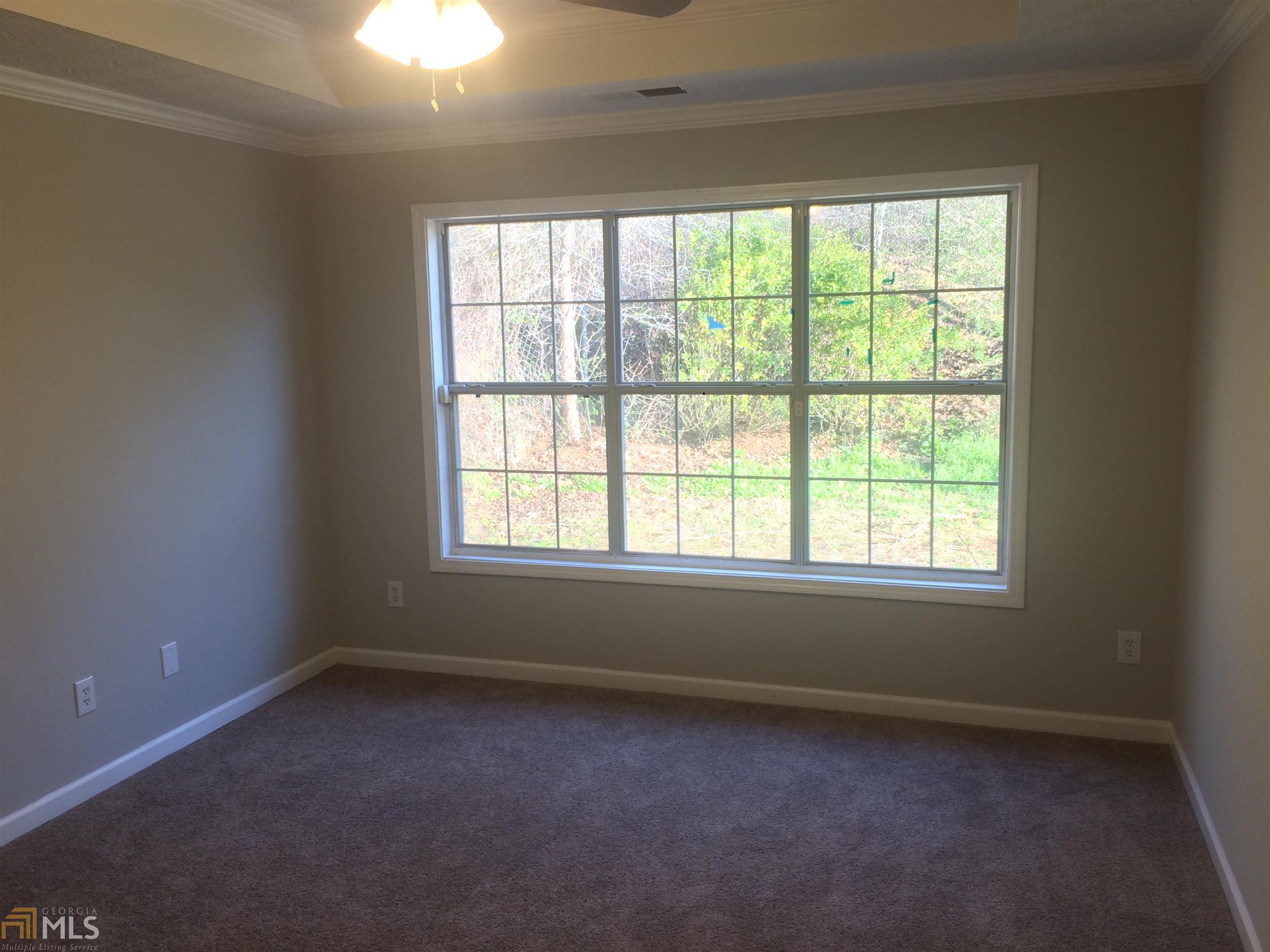 590 Pebble Blvd, Covington, GA 30016 photo 11