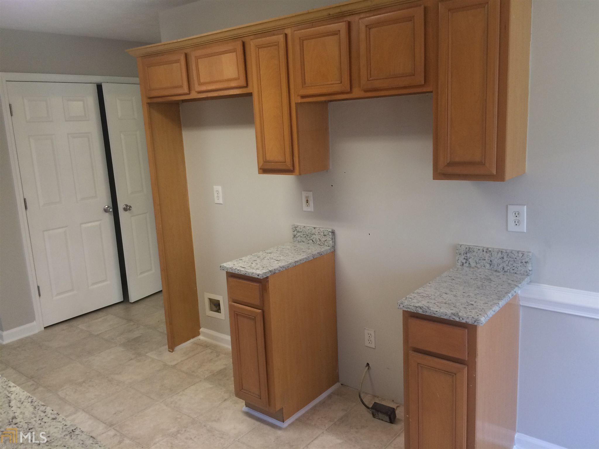 590 Pebble Blvd, Covington, GA 30016 photo 7