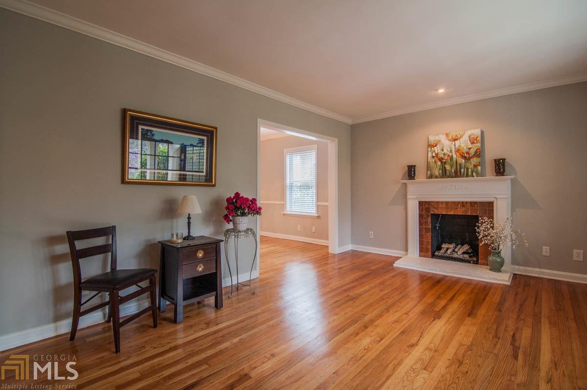 210 E Davis St, Decatur, GA 30030 photo 4