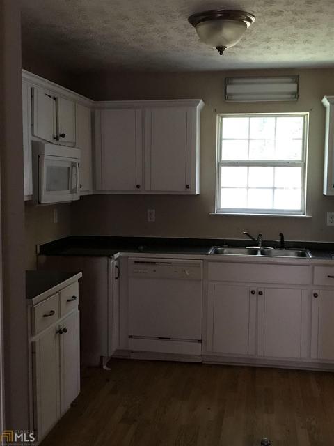 134 Atha St, Monroe, GA 30655 photo 2