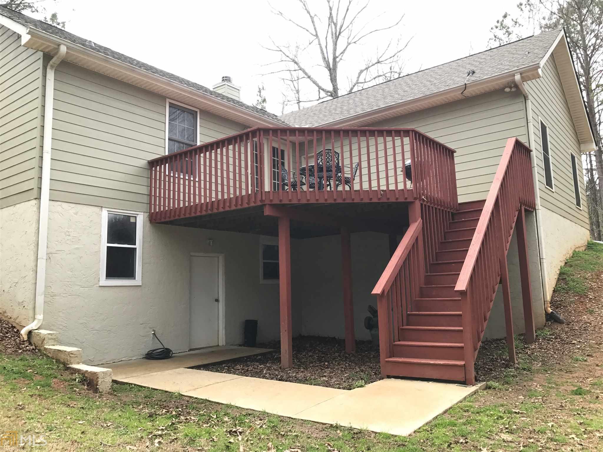 350 Deer Pointe Dr, Lagrange, GA 30240 photo 2