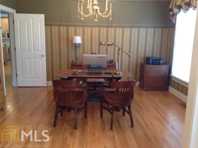 516 Riverside Dr, Lagrange, GA 30240 photo 2