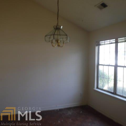 3823 Windmill Sq, Rex, GA 30273 photo 5