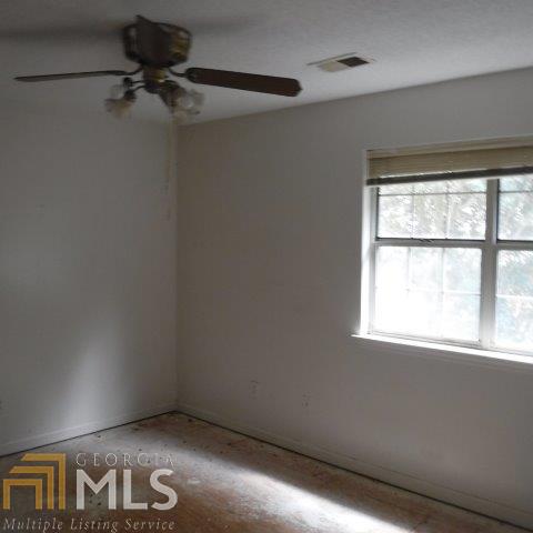 3823 Windmill Sq, Rex, GA 30273 photo 11