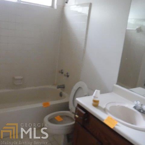 3823 Windmill Sq, Rex, GA 30273 photo 13