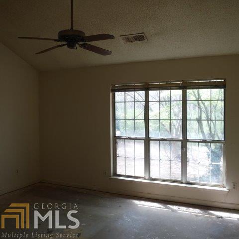 3823 Windmill Sq, Rex, GA 30273 photo 8