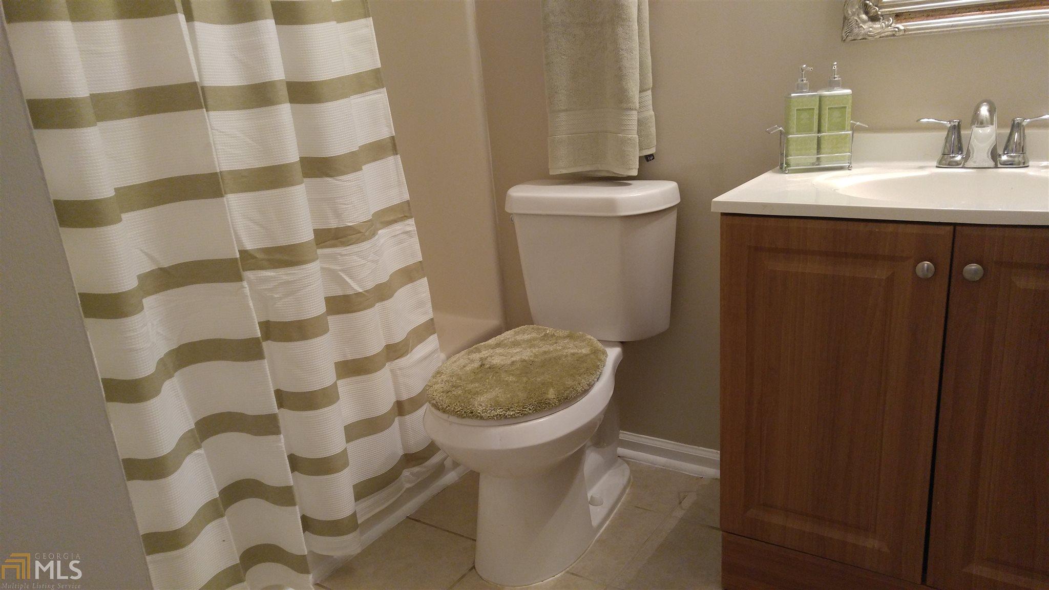 6490 Pine Bark Ct, Morrow, GA 30260 photo 10