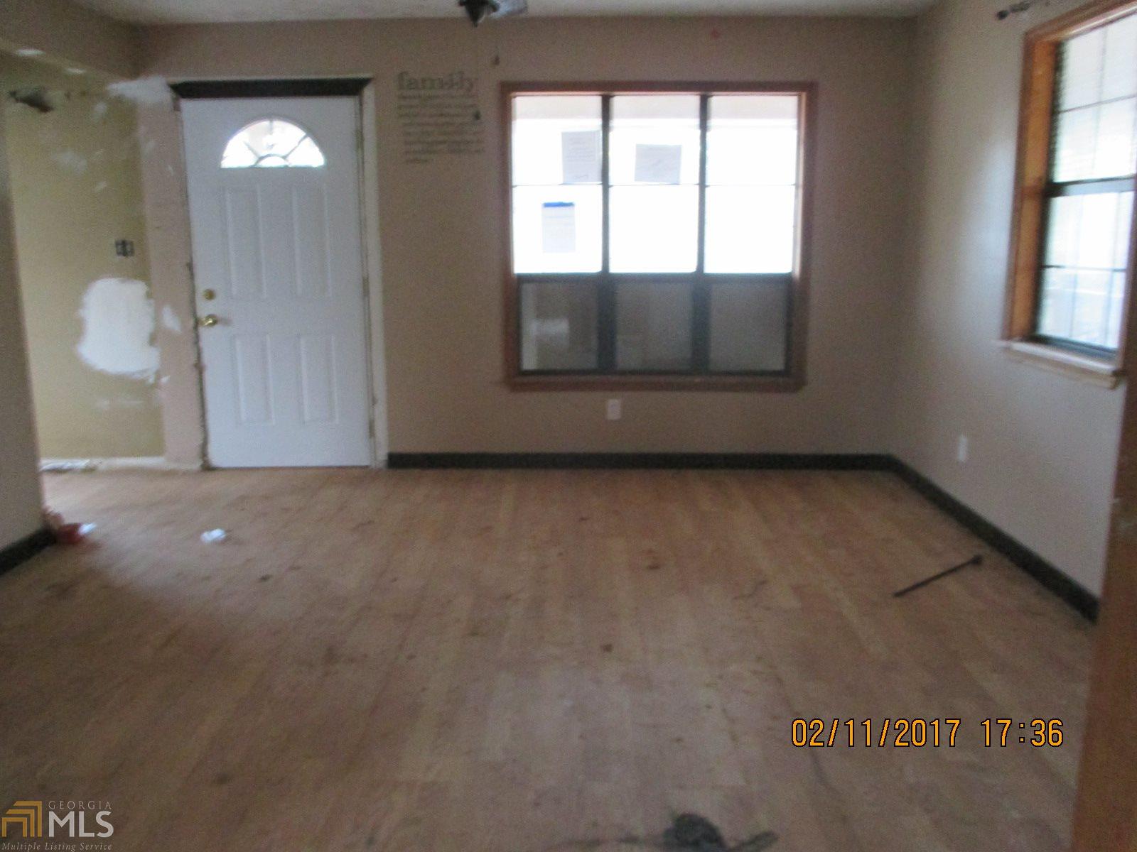 555 Maple Dr, Williamson, GA 30292 photo 11