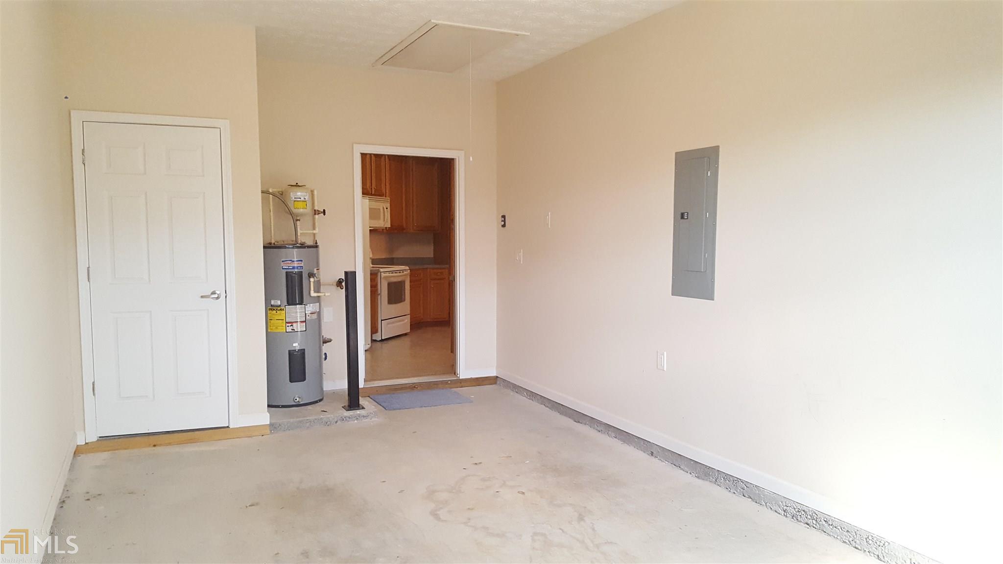 290 Rosenwald Ln, Hampton, GA 30228 photo 10