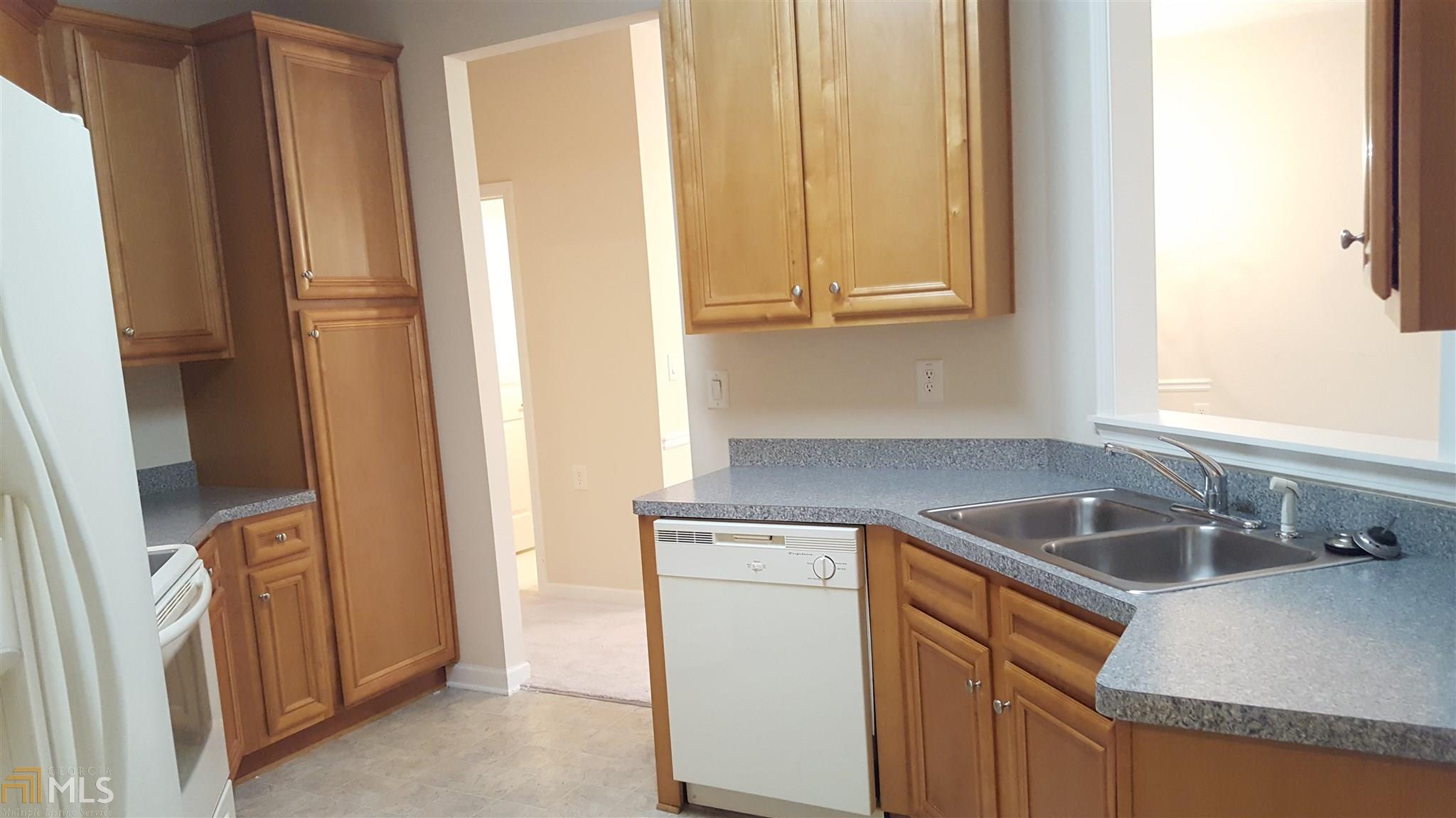 290 Rosenwald Ln, Hampton, GA 30228 photo 4