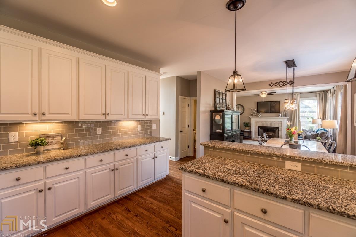 4535 Sutton Ln, Suwanee, GA 30024 photo 7