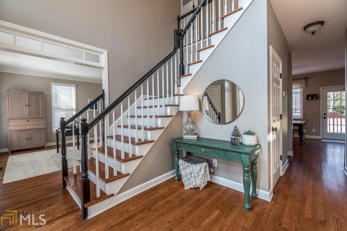 4535 Sutton Ln, Suwanee, GA 30024 photo 2
