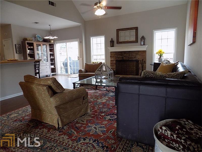 409 Maple Rdg, White, GA 30184 photo 5