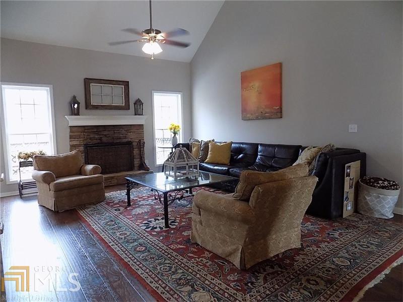 409 Maple Rdg, White, GA 30184 photo 6