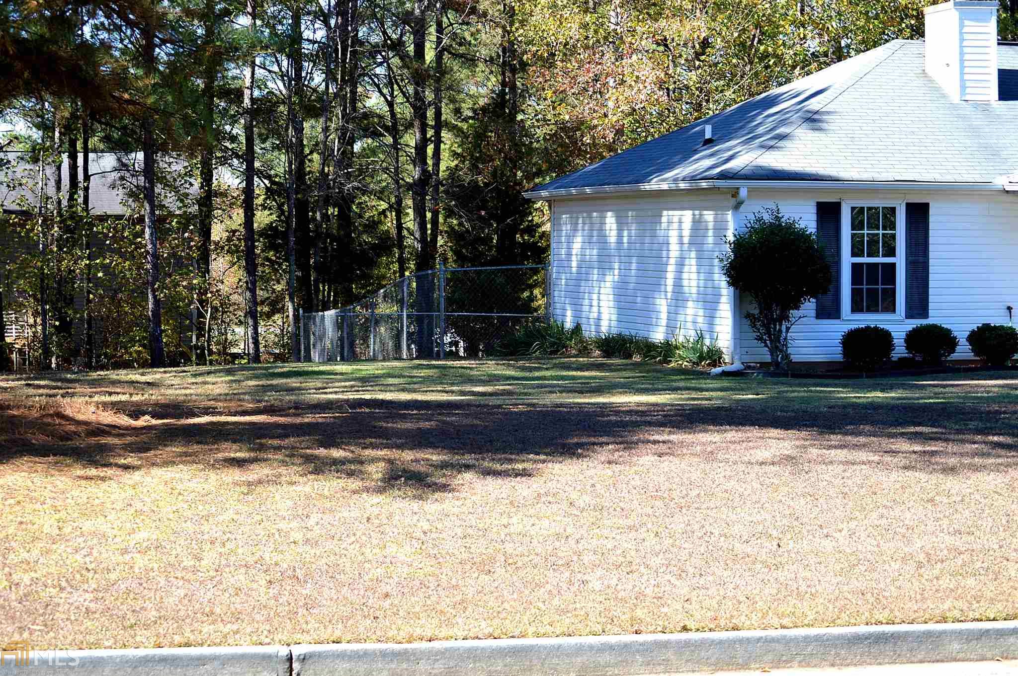 11 Willow Ridge Dr, Hampton, GA 30228 photo 3