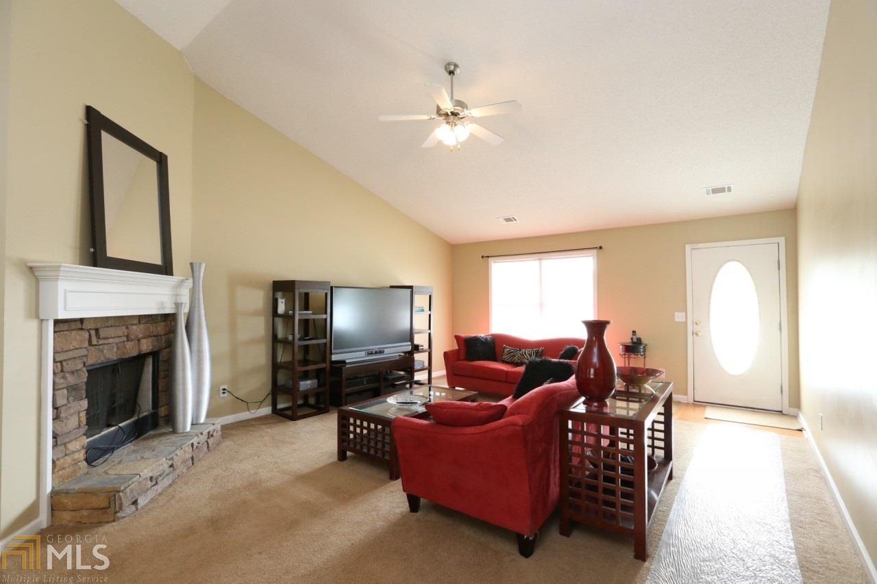 504 Visage Dr, Hampton, GA 30228 photo 4
