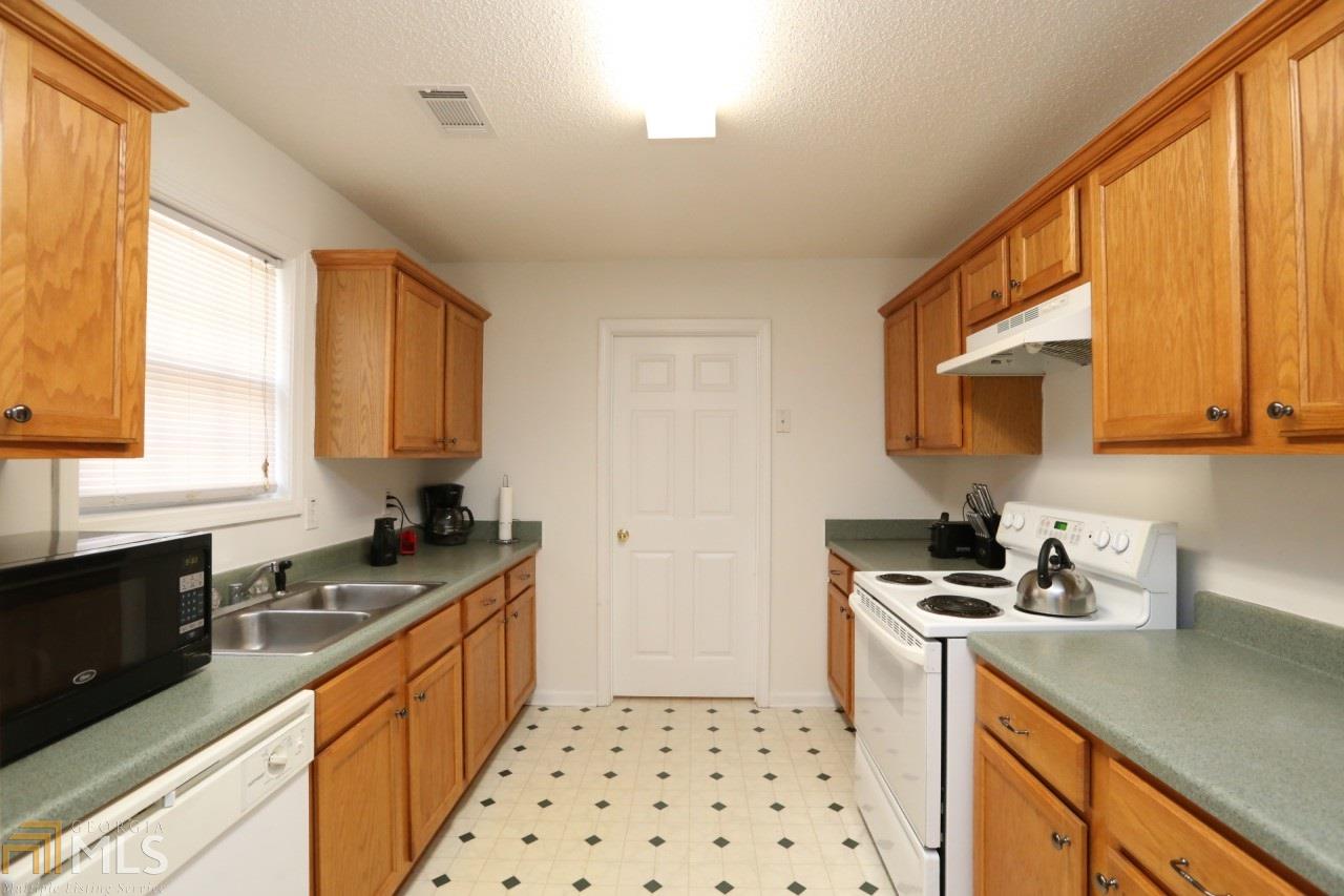 504 Visage Dr, Hampton, GA 30228 photo 9