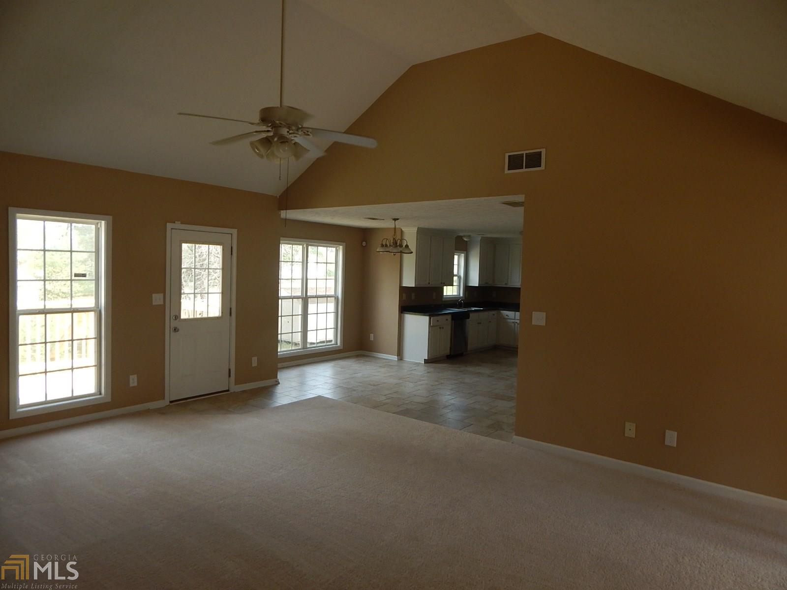 512 Gatewood Dr, Monroe, GA 30656 photo 4