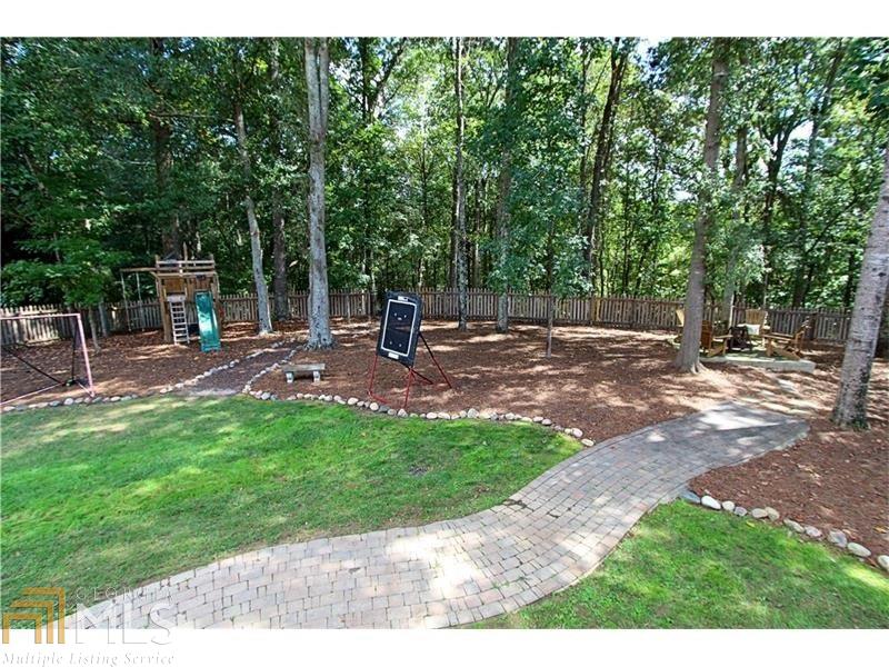 910 Riverhaven Dr, Suwanee, GA 30024 photo 2
