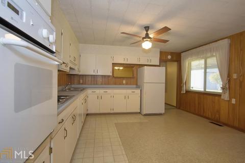 704 Park Ave, Claxton, GA 30417 photo 14