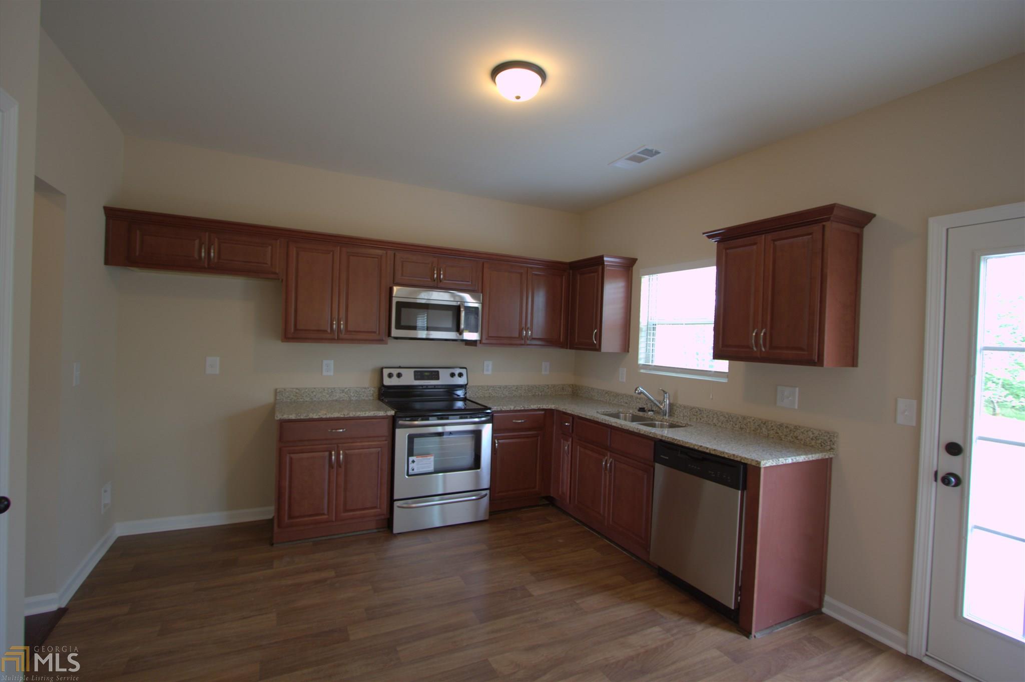2786 Hunters Ct, Hampton, GA 30228 photo 6