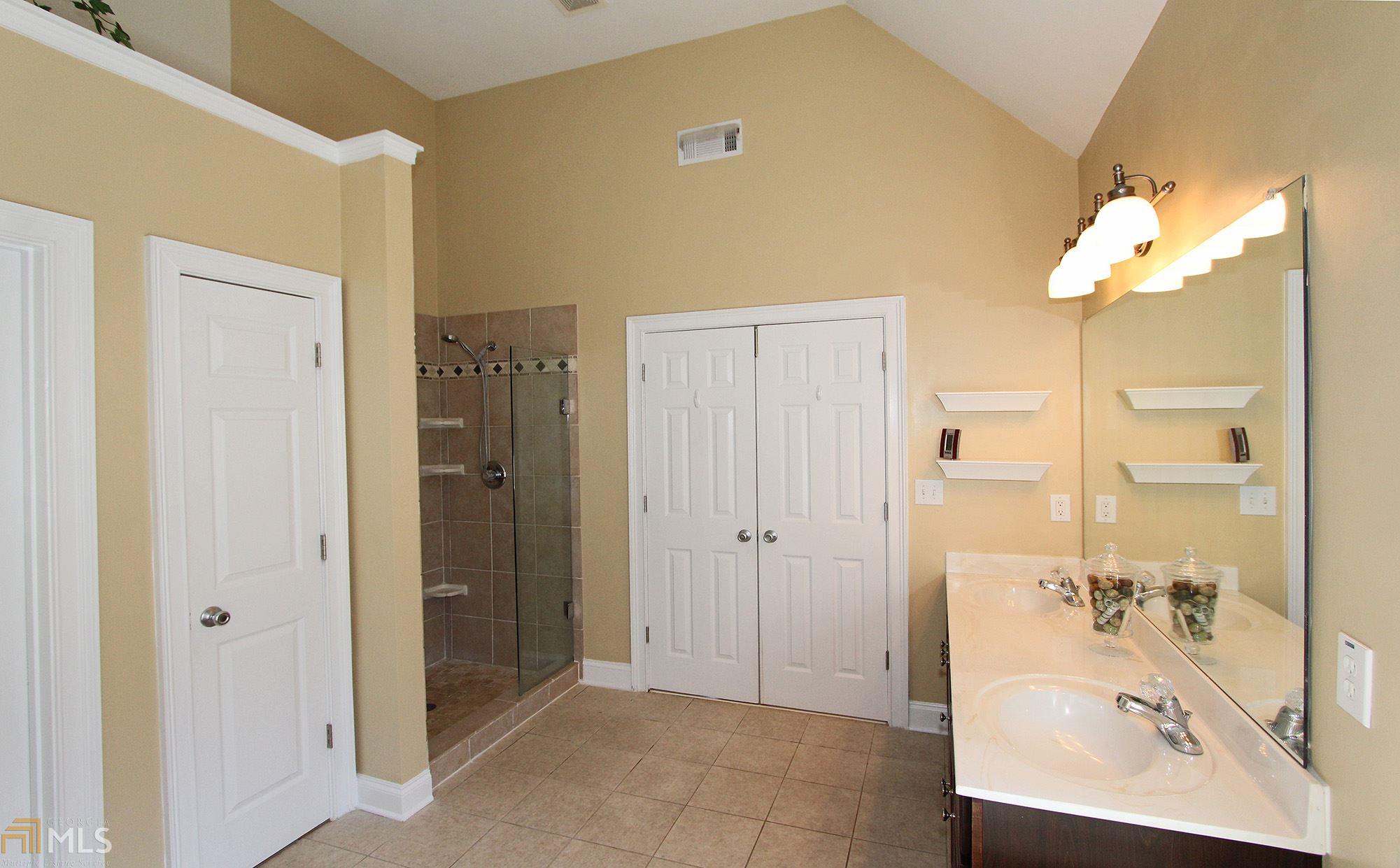 301 Spooner Dr, Mcdonough, GA 30252 photo 17