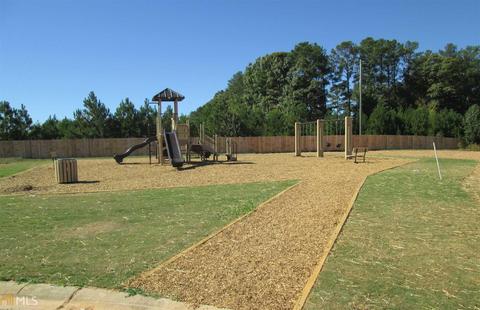 1951 Osprey Dr, Hampton, GA 30228 photo 4