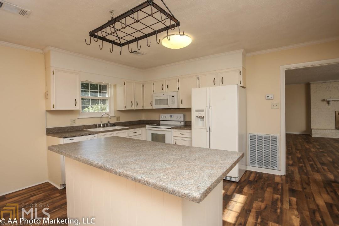1111 Kingston Rd, Perry, GA 31069 photo 11