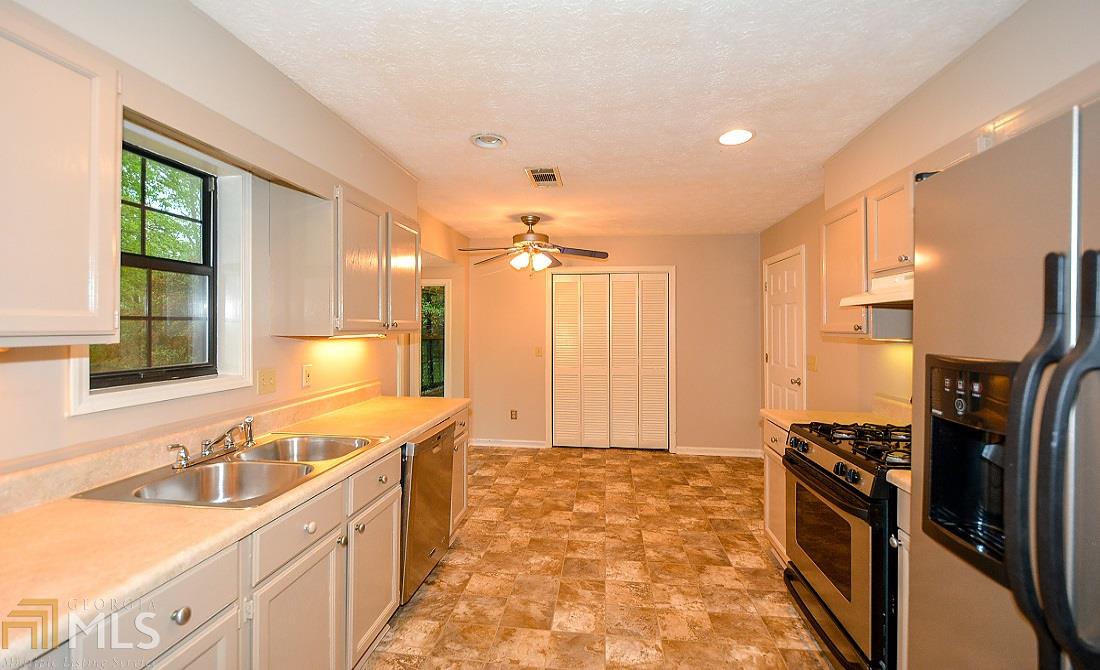 2891 Blarney Way, Duluth, GA 30096 photo 13