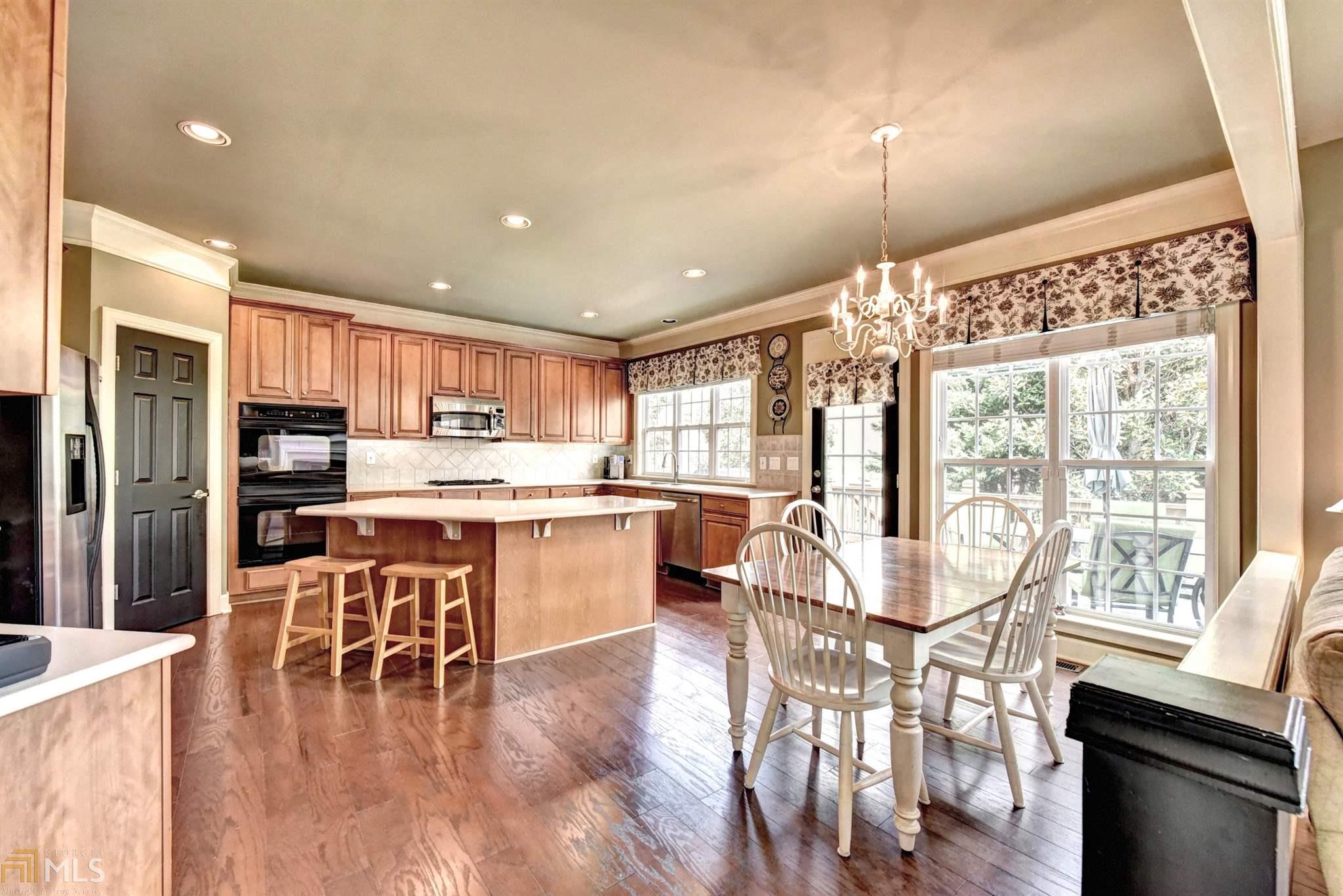 341 Bournemouth Dr, Suwanee, GA 30024 photo 12