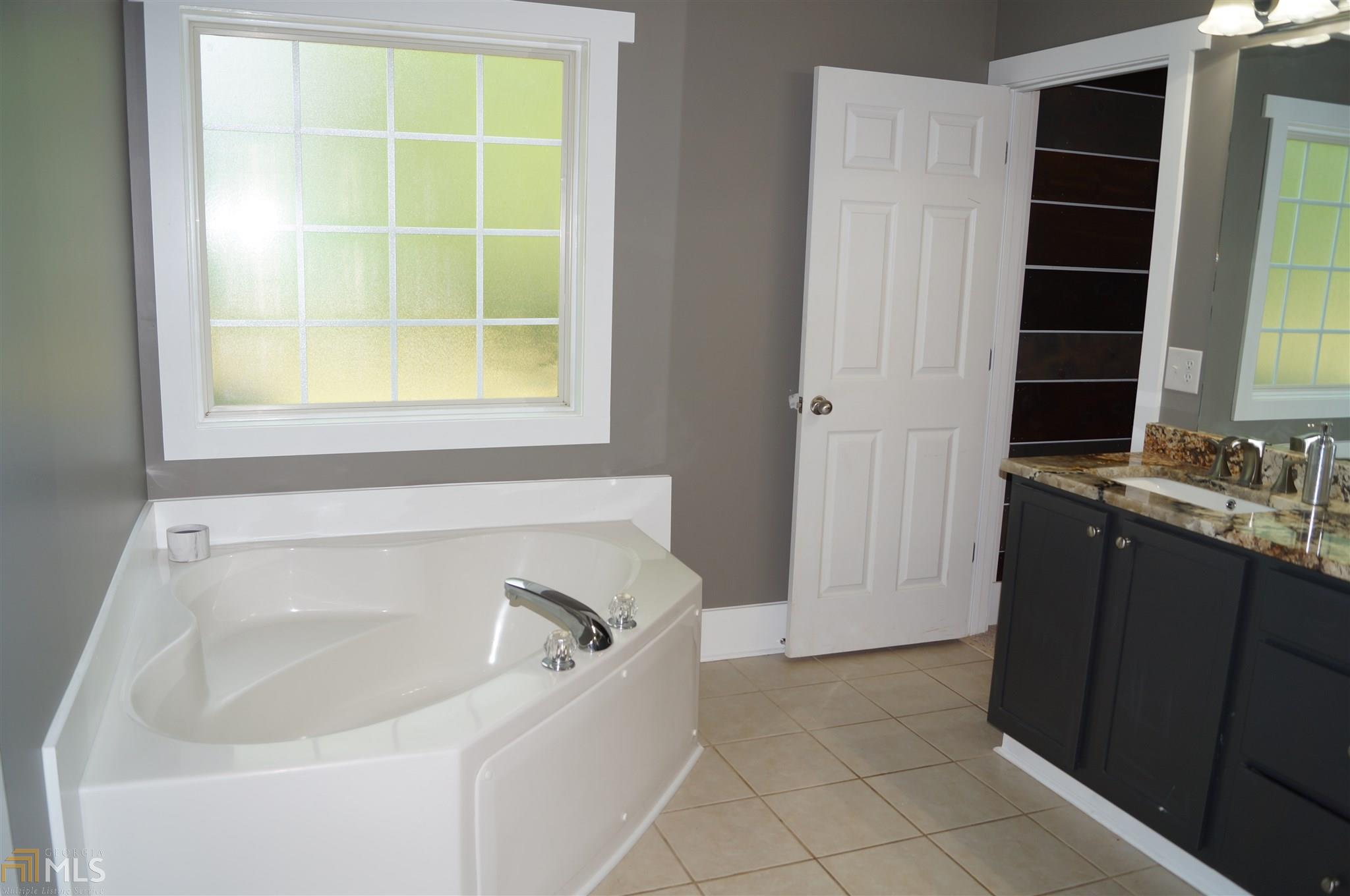 216 Macy Dr, Monroe, GA 30655 photo 19