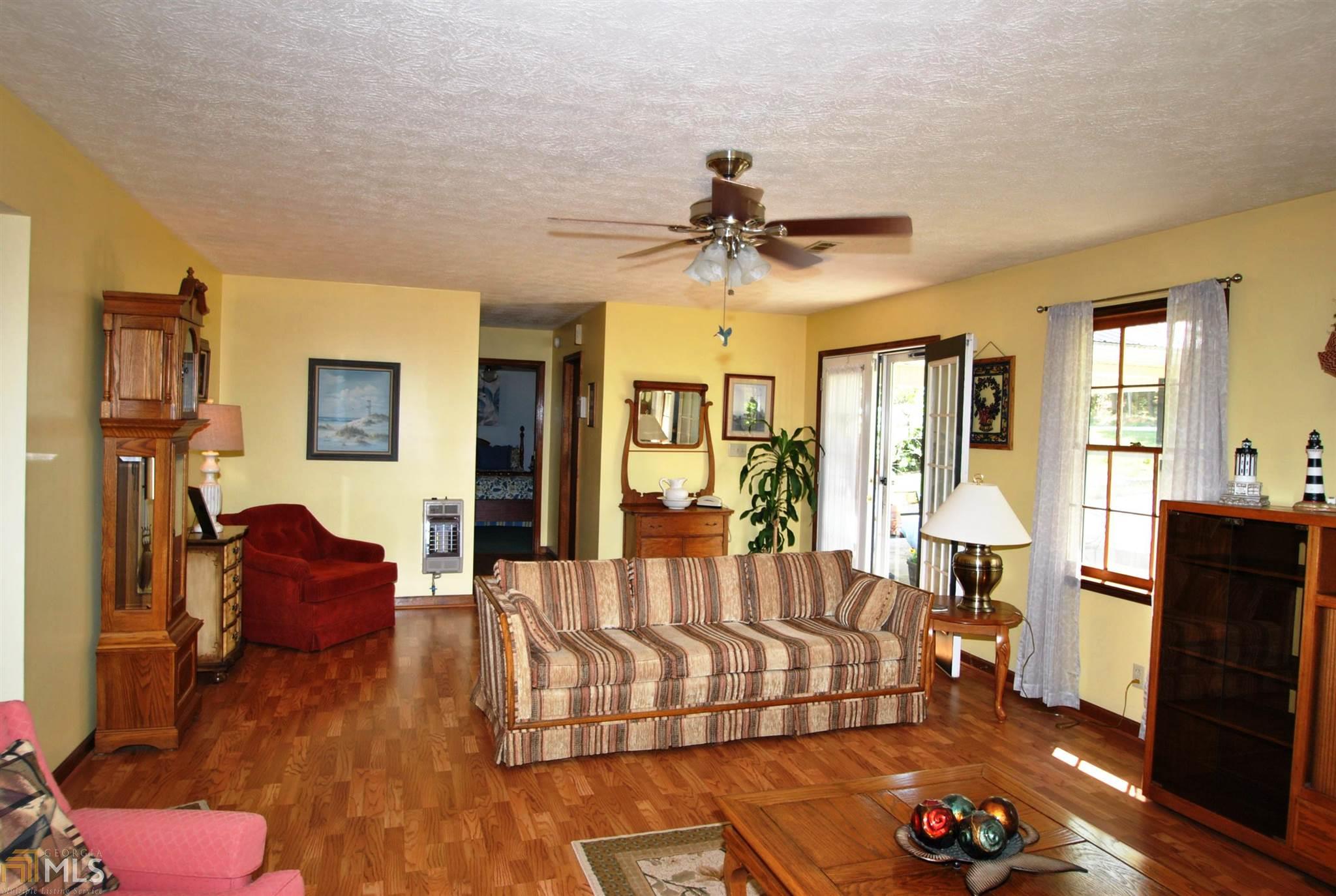 284 Roberts Point Rd, Jackson, GA 30233 photo 11