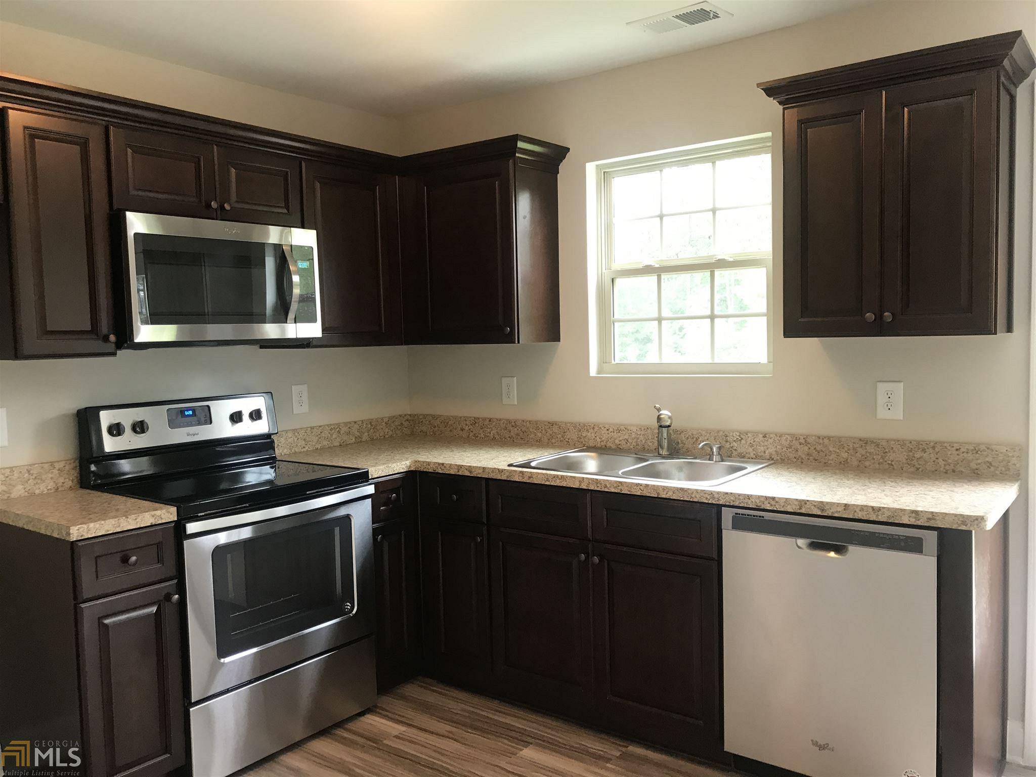 172 Keith Dr, Forsyth, GA 31029 photo 4