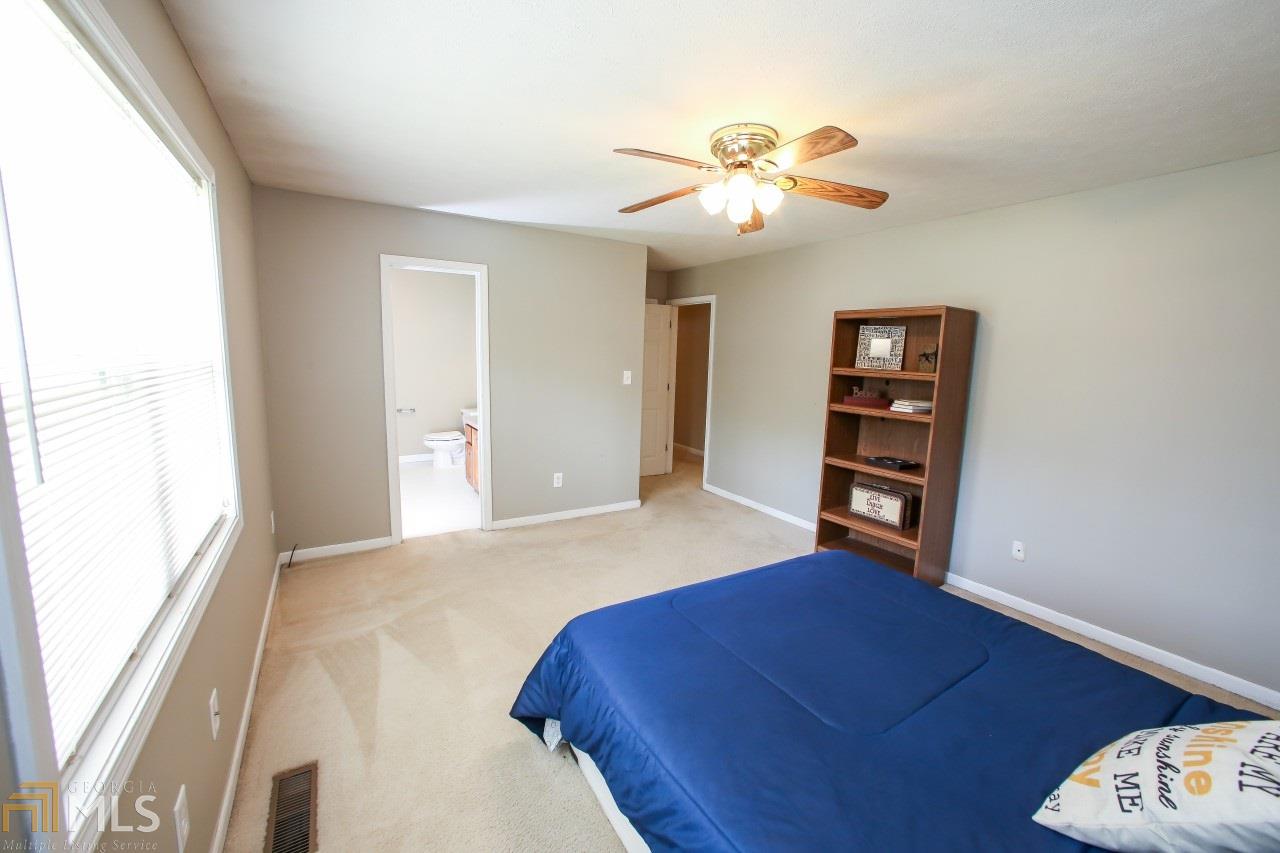 160 Valley Dr, Toccoa, GA 30577 photo 13