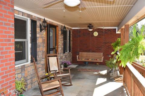 1042 Hicks Rd, Toccoa, GA 30577 photo 6