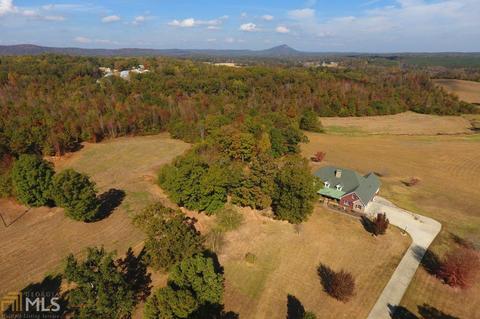 1042 Hicks Rd, Toccoa, GA 30577 photo 4