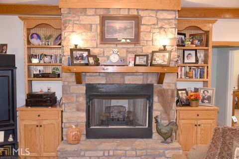 1042 Hicks Rd, Toccoa, GA 30577 photo 25