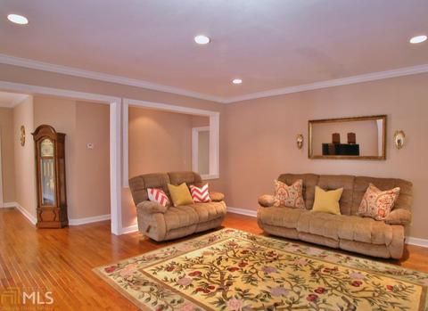 3657 Maple Forge Ln, Gainesville, GA 30504 photo 5