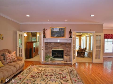 3657 Maple Forge Ln, Gainesville, GA 30504 photo 3