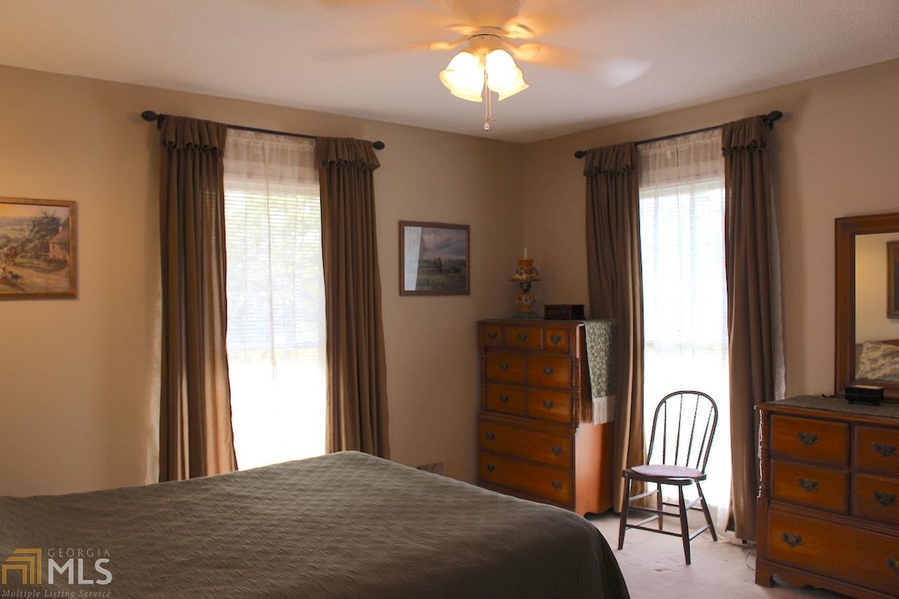 184 York Dr, Cornelia, GA 30531 photo 11