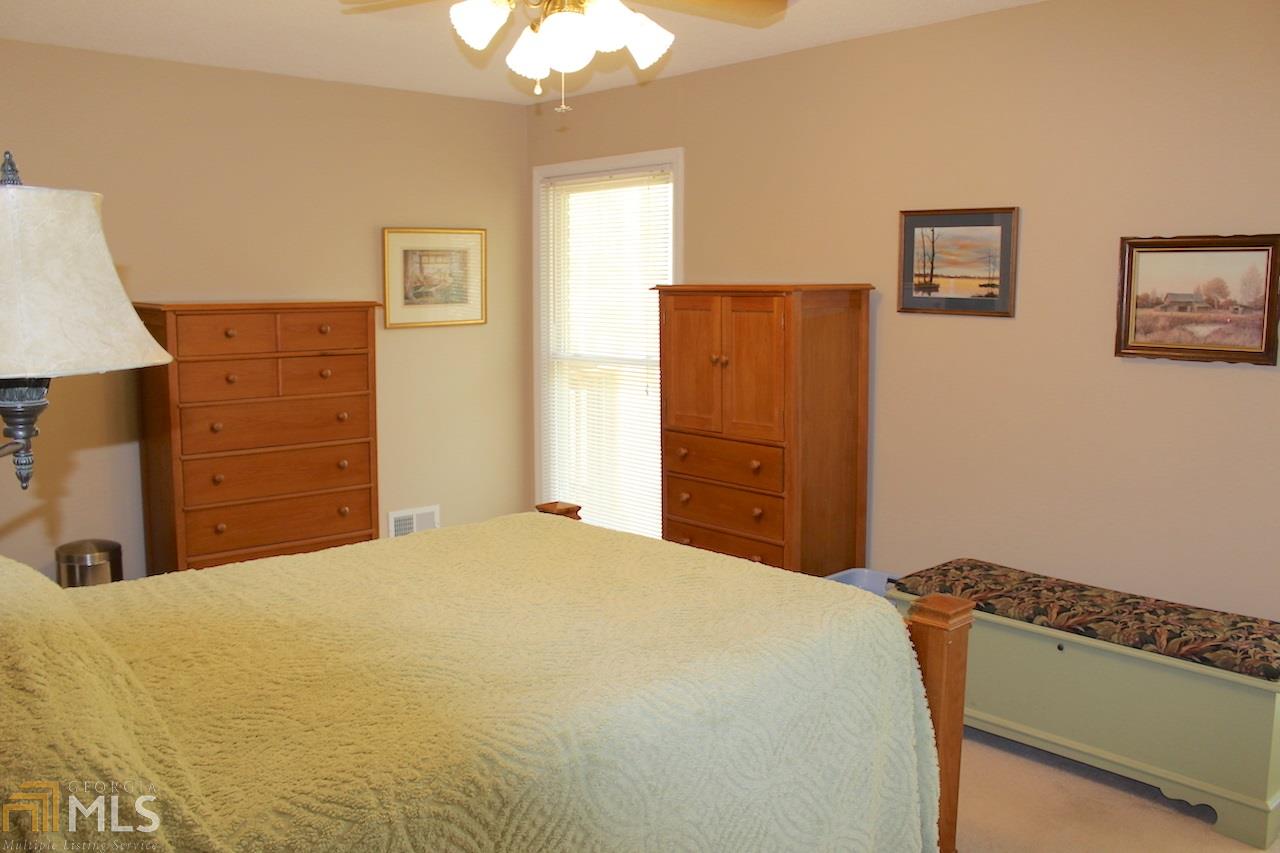 184 York Dr, Cornelia, GA 30531 photo 8