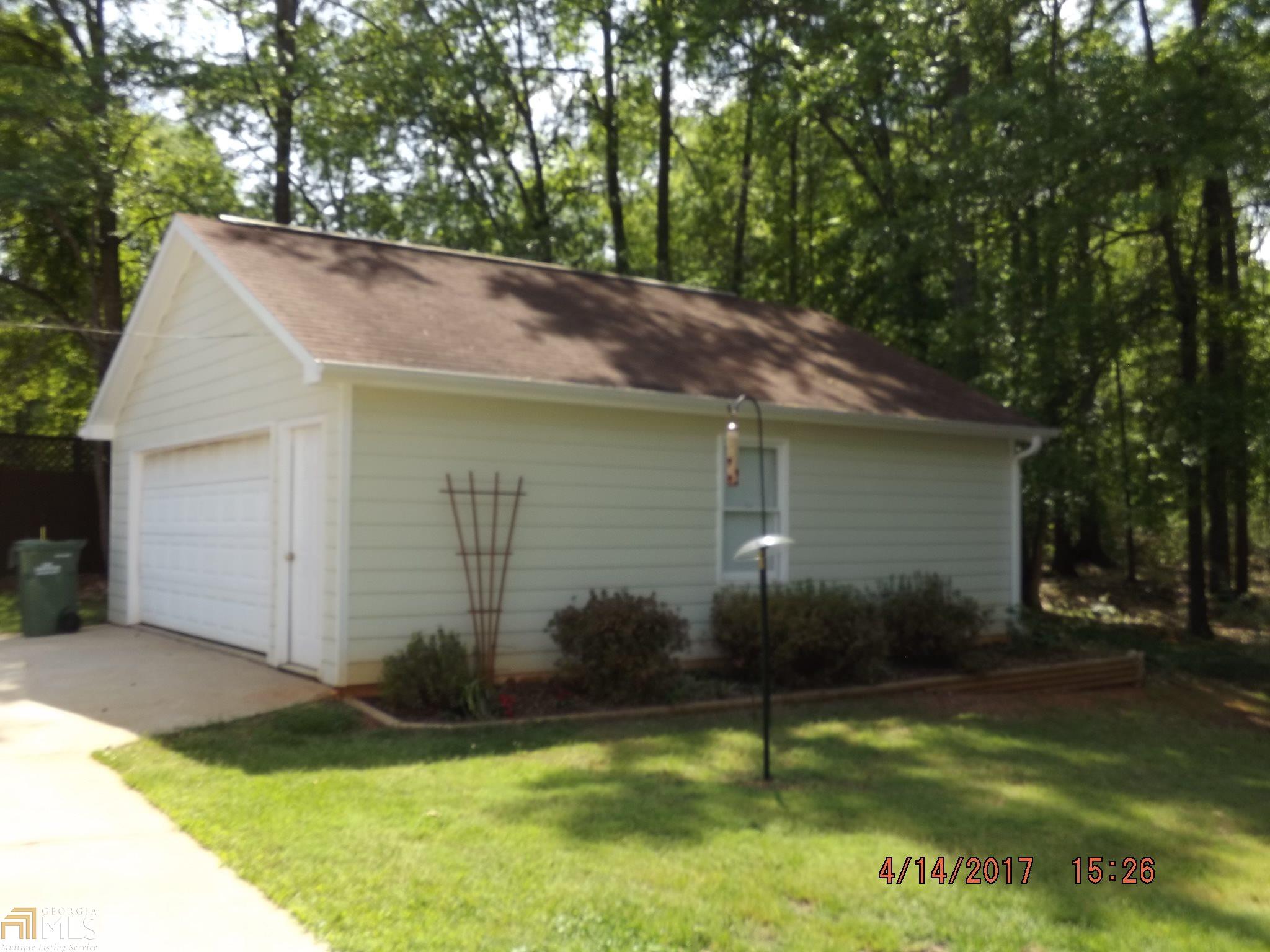 119 Hawthorne Cir, Lagrange, GA 30240 photo 2