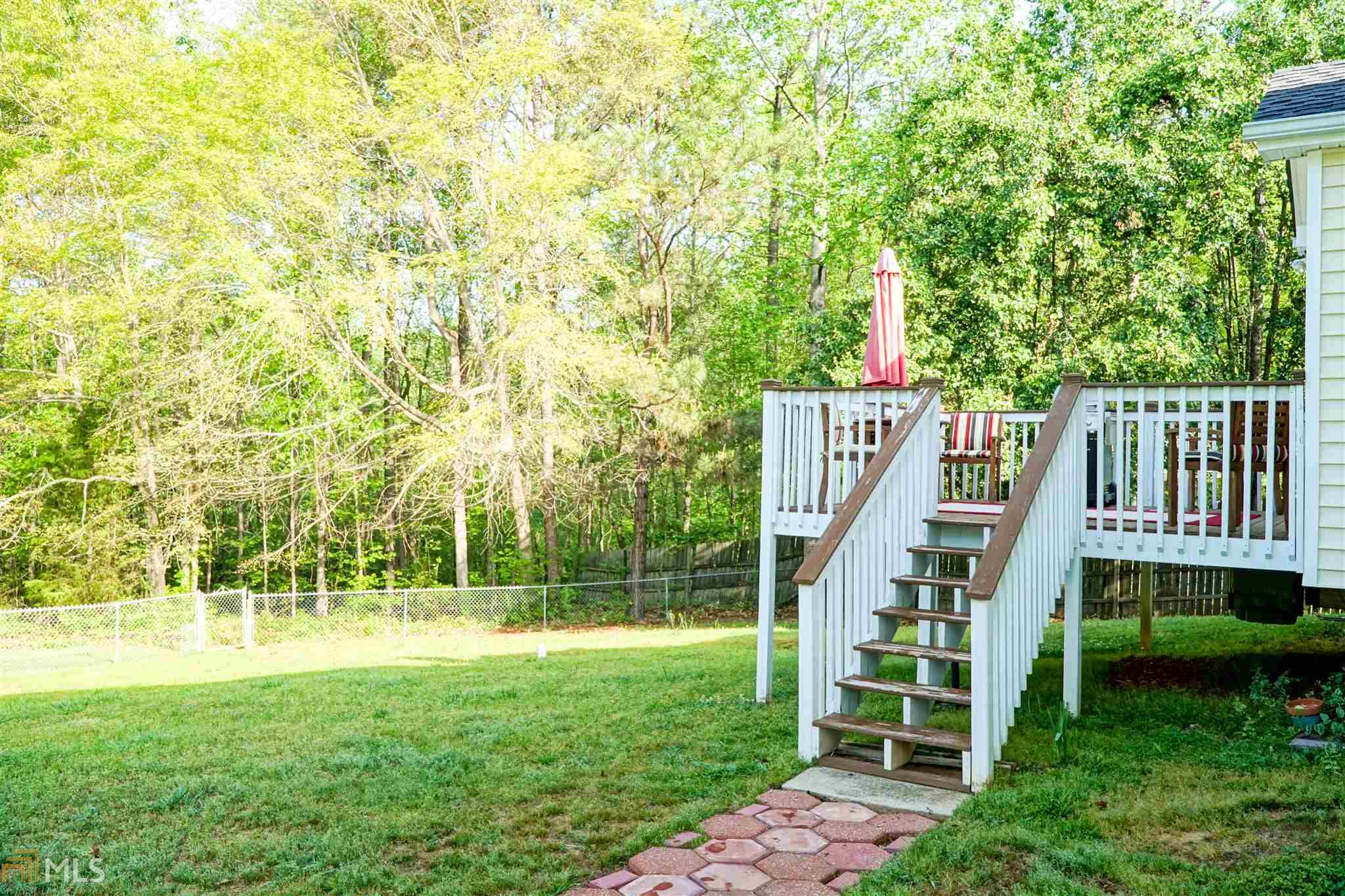40 Lakeside Dr, Covington, GA 30016 photo 5