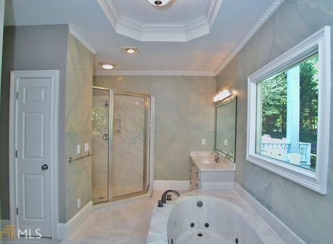 2906 Pointe Dr, Gainesville, GA 30506 photo 10