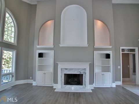 2906 Pointe Dr, Gainesville, GA 30506 photo 5